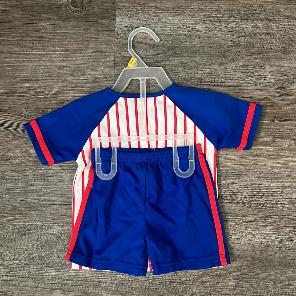 NWOT Swiggles boy short and top size 6/9mo - Picture 2 of 4